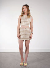 Cargar imagen en el visor de la galería, Tweed Mini Skirt
